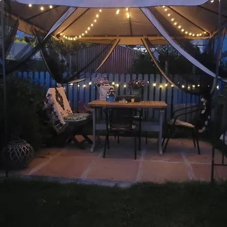 Luxury tent Glamping In