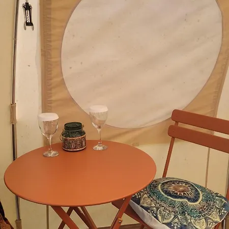 Luxury tent Glamping In Dromineer
